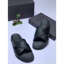 VT Black Pams slippers