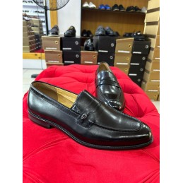 Big size black leather loafers