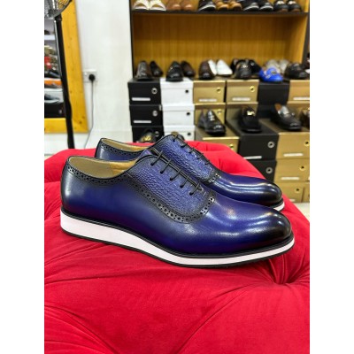 Blue lace-up leather sneaker